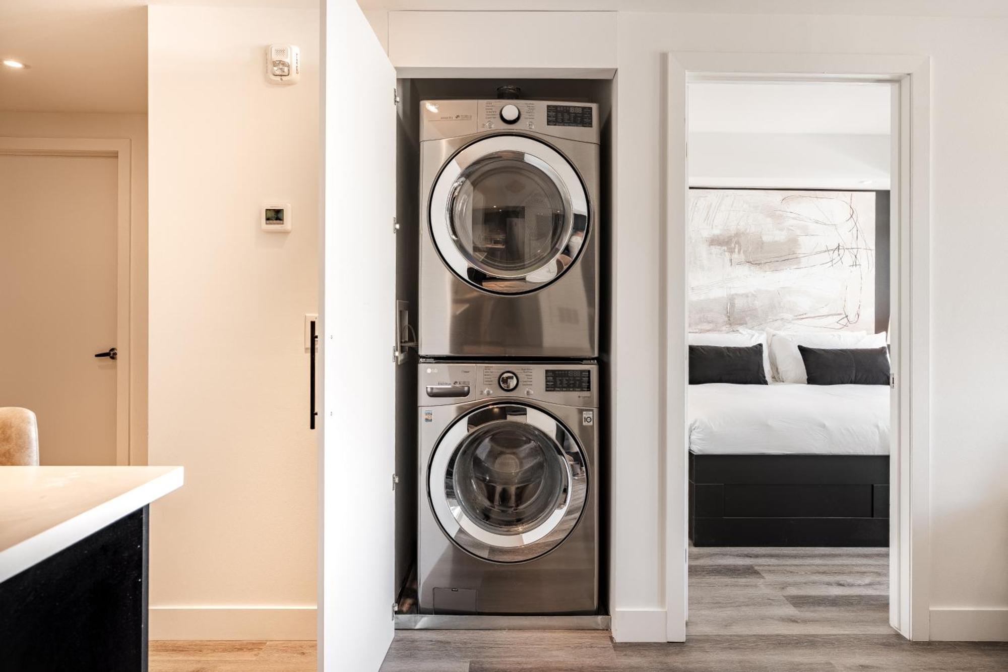 Westview Luxury Suites 오타와 외부 사진